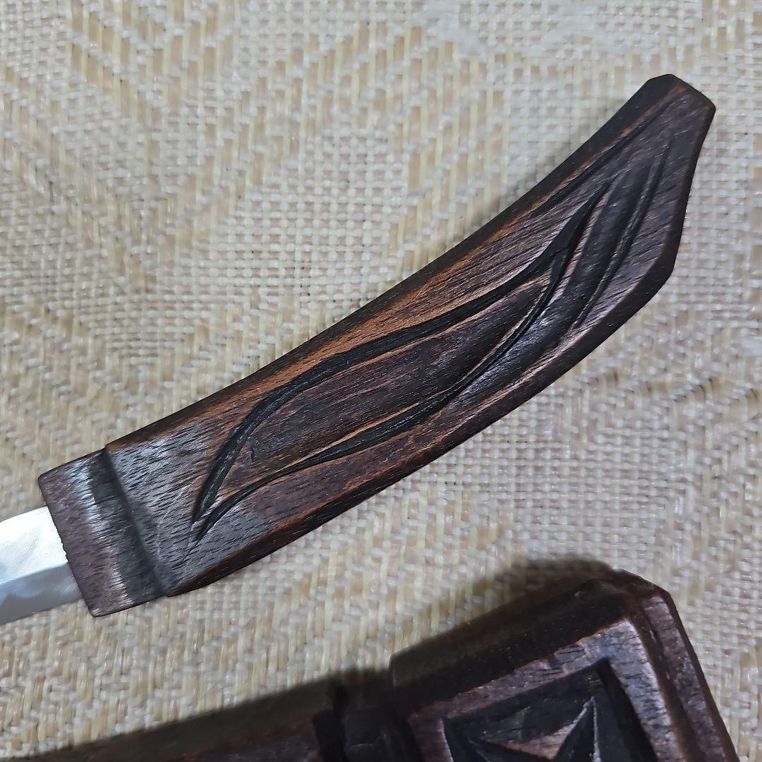 阿部尤三「マキリ」阿部紀男さんの父 アイヌ文様 木彫り