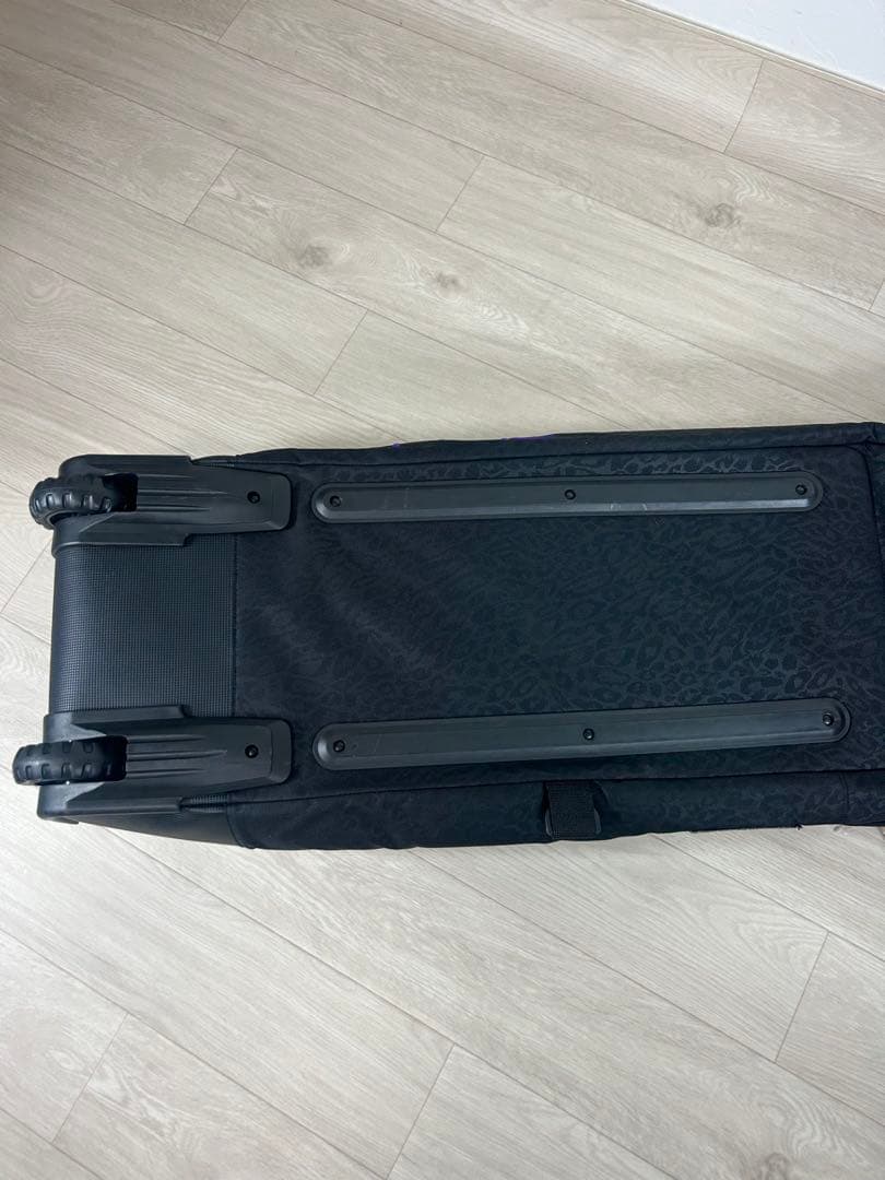 【タグ付き未使用品✨】DAKINE ダカイン　スノーボードケース　キャスター付き