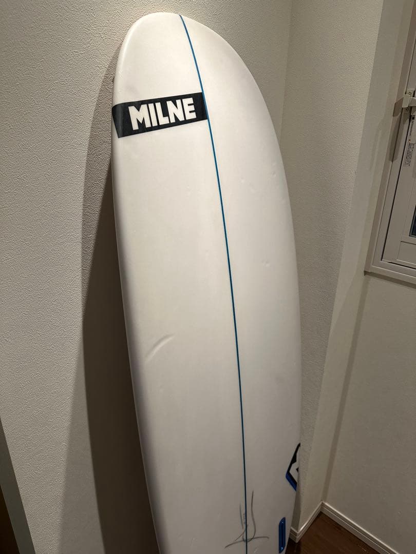 MILNE ショートファン F-2 5,7 (34L)フィン付き サーフボード