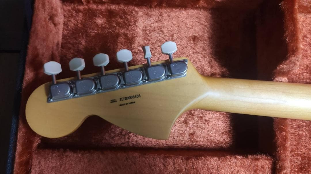 ギター Fender Char Mustang Zicca Limited Model