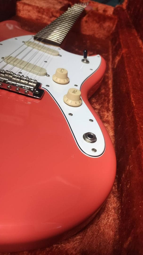 ギター Fender Char Mustang Zicca Limited Model