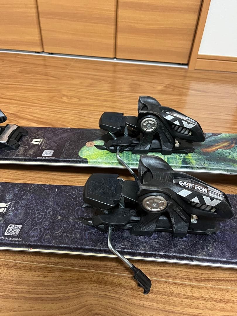 ARMADA ZERO スキー ビンディング付属