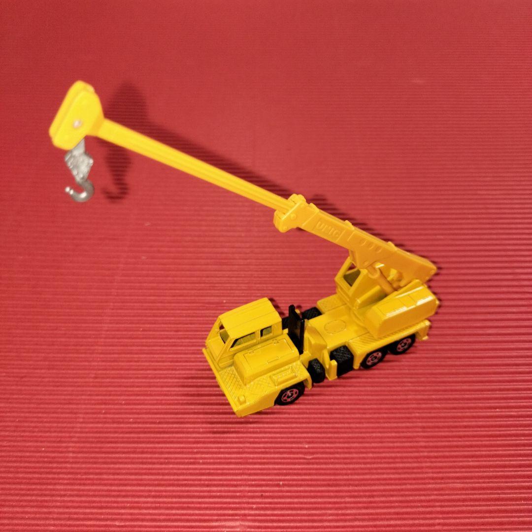 トミカ『UD ユニックトラッククレーン』未開封品