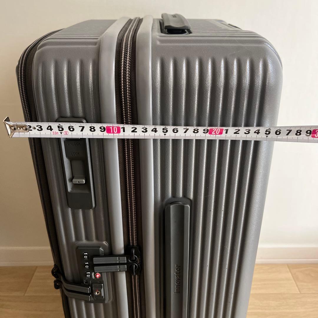 イノベーター　スーツケース　チャコールグレー