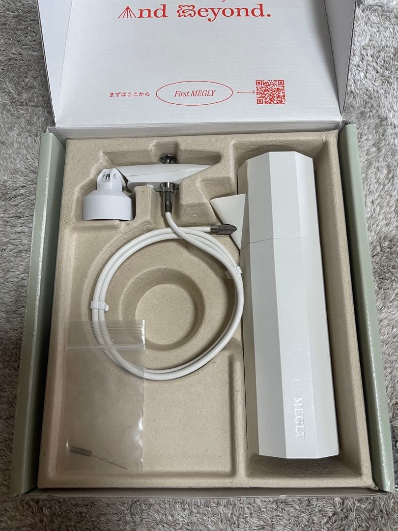 MEGLY　メグリー　炭酸ミスト　本体(中古)＋ガス＋化粧水セット　ＭＴ