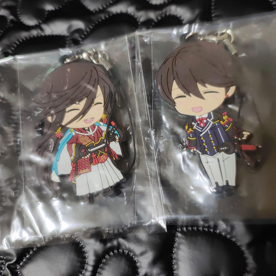 刀剣乱舞ねんどろいど　和泉守兼定　＆　堀川国広　新品未開封　ラバーストラップ付き