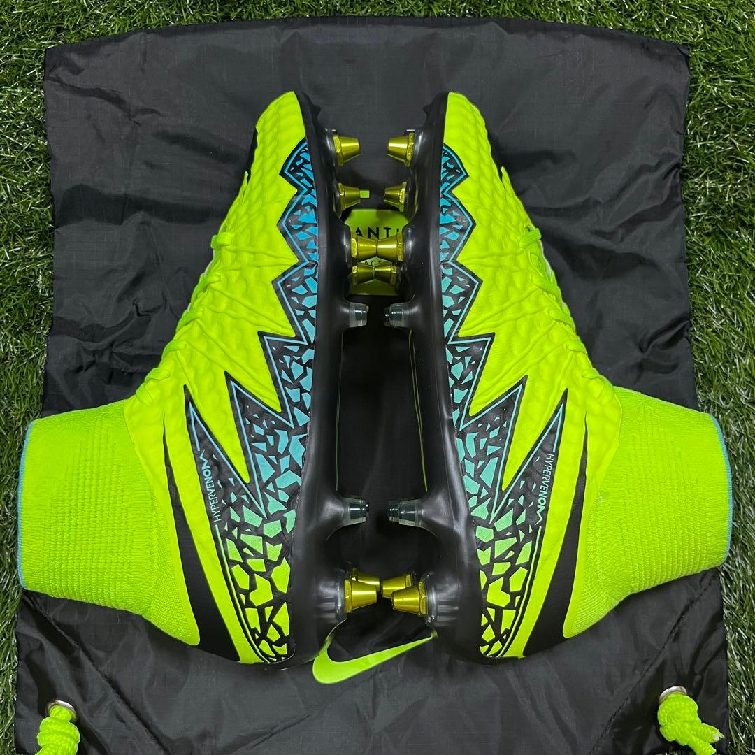 NIKE Hyper Venom Phantom Ⅱ SG-PRO AC