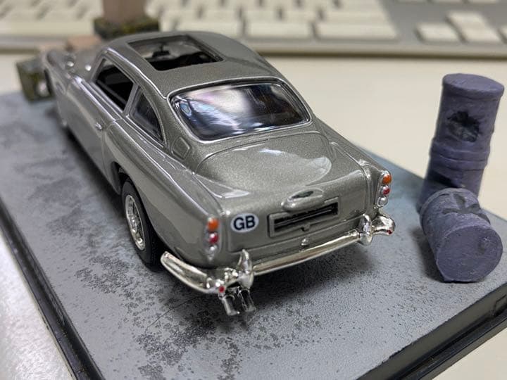 アストンマーチン/ミニカー/DB5/ボンドカー/007/ゴールドフィンガー/限定