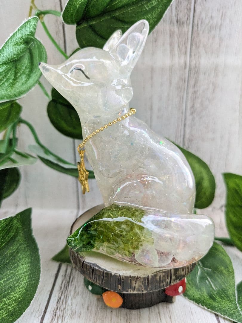 【琥珀】エンジェルオーラクォーツのきつねさん形オルゴナイト☆他３点