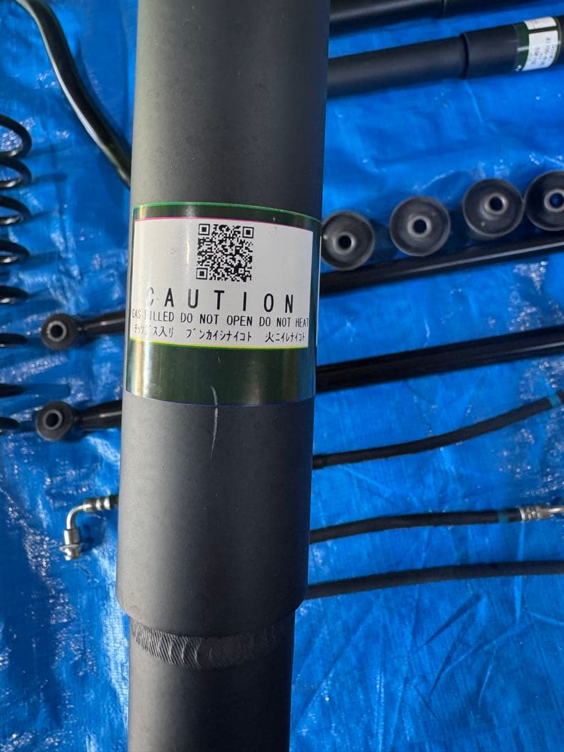 jb23純正サスペンションキット一式