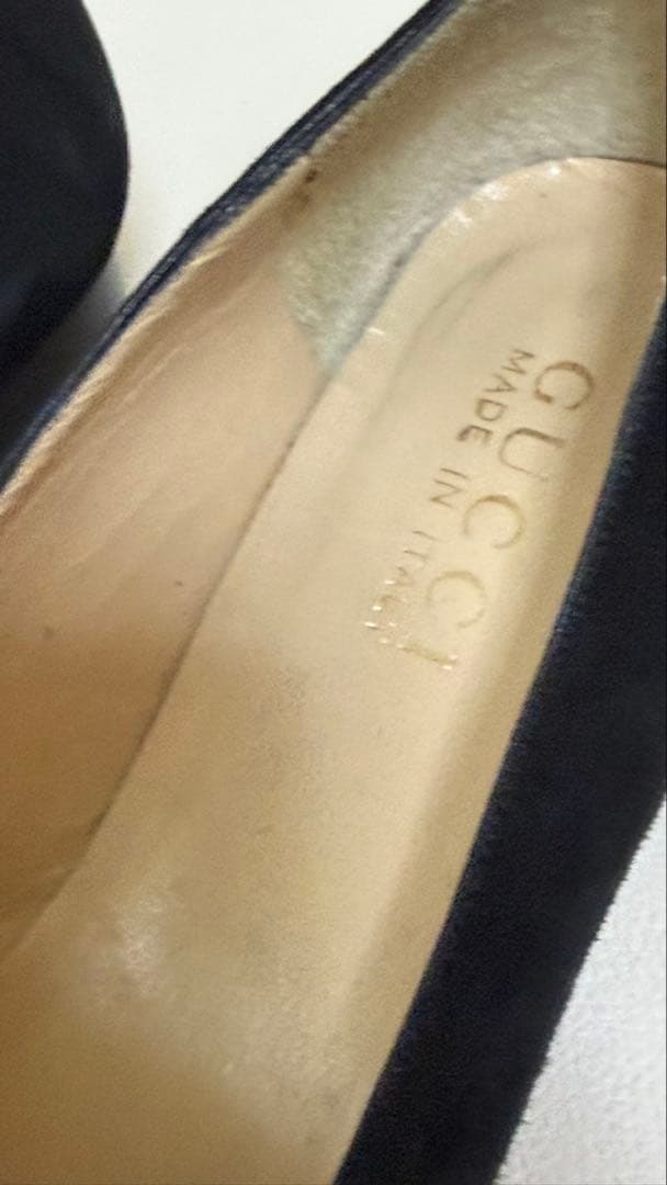 値下げGUCCI レディーススエードパンプス37インチ　ブラック