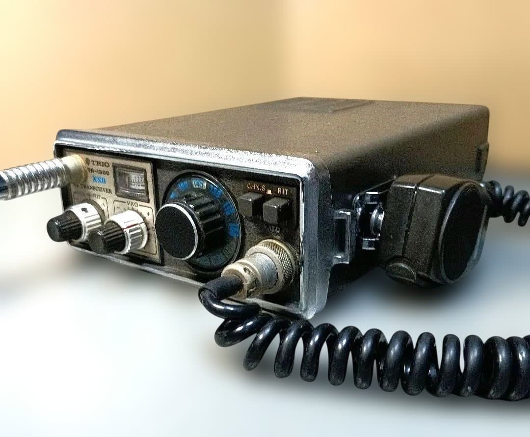 g*t様 TRIO TR-1300 SSBトランシーバー