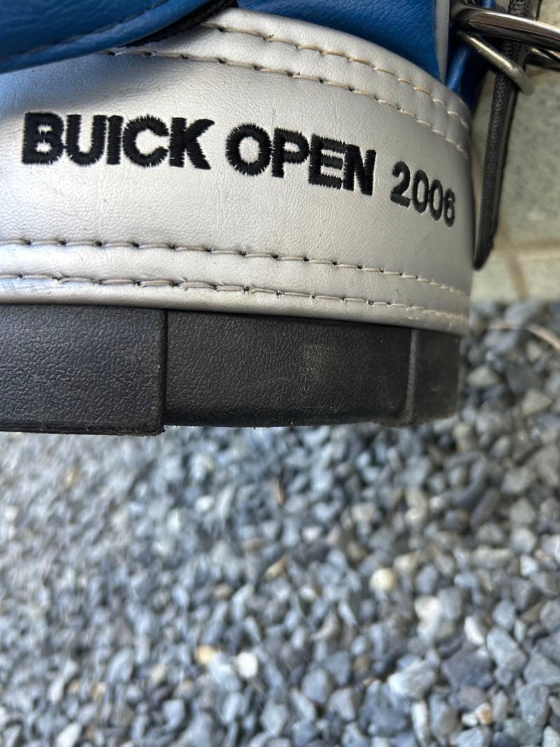 希少タイガーウッズBUICK 50周年記念キャディバッグ シルバー/ブルー