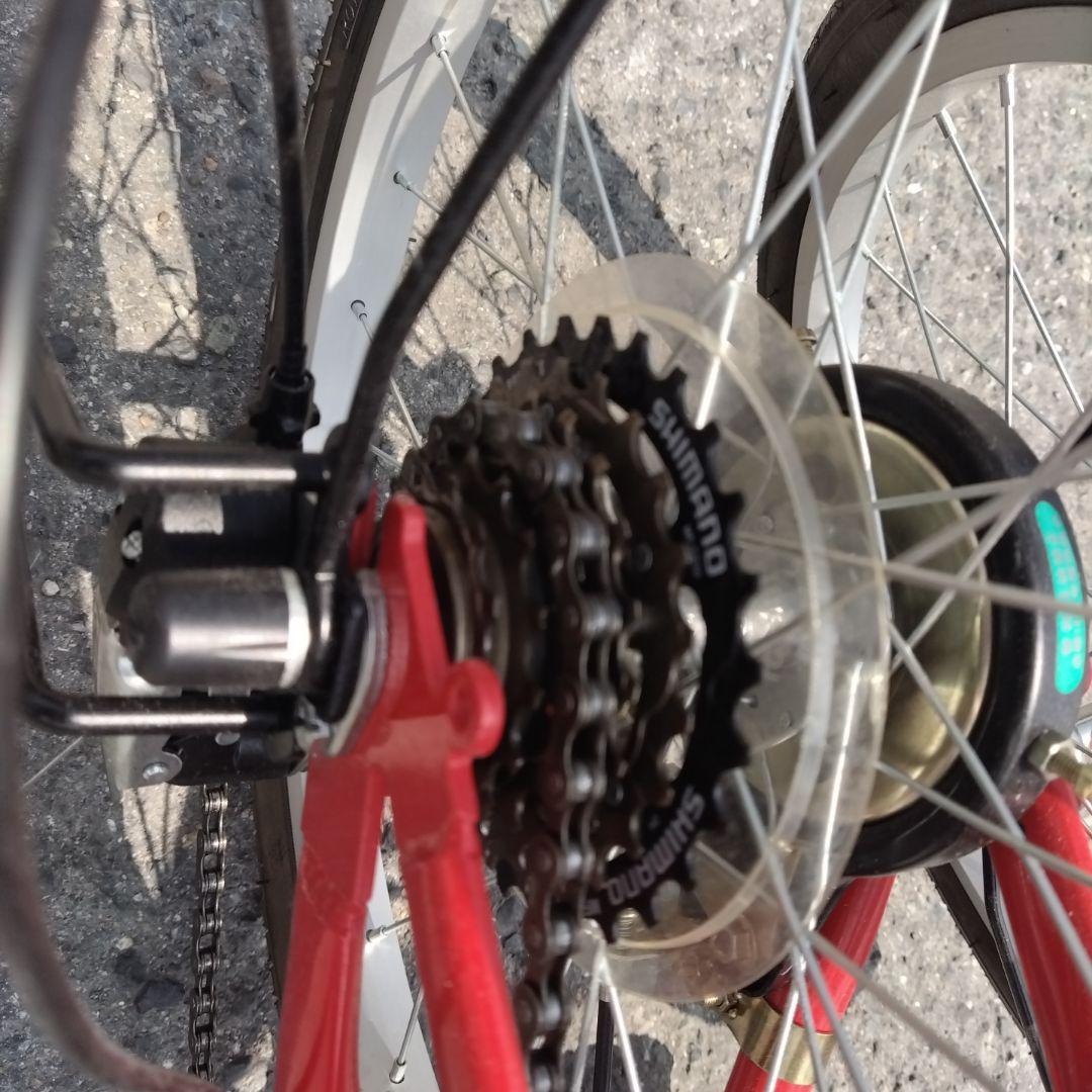 Audiアウディ折り畳み自転車20インチレッド　シマノ6段変速 　レンチ説明書付