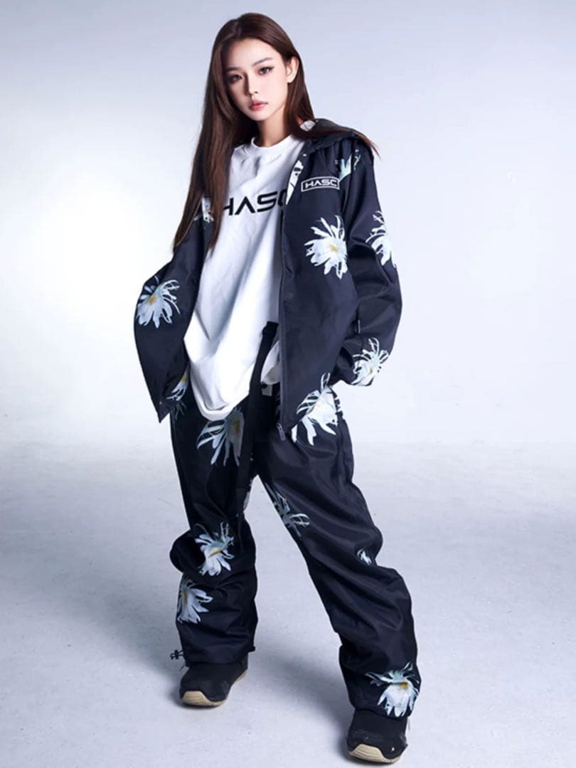 新品 花柄スキーウェア上下セットL男女兼用 スノボウェア