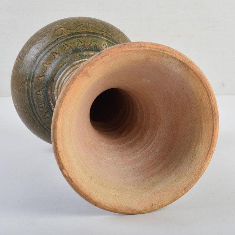 タイ古陶磁　スンコロク　宋胡録　青磁　刻神獣壷　C　9170