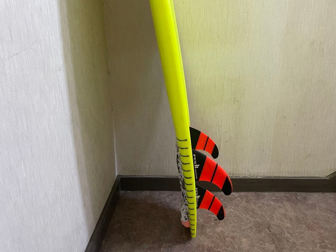 Justice ジャスティス Tajima タジマ ショートボード イエロー