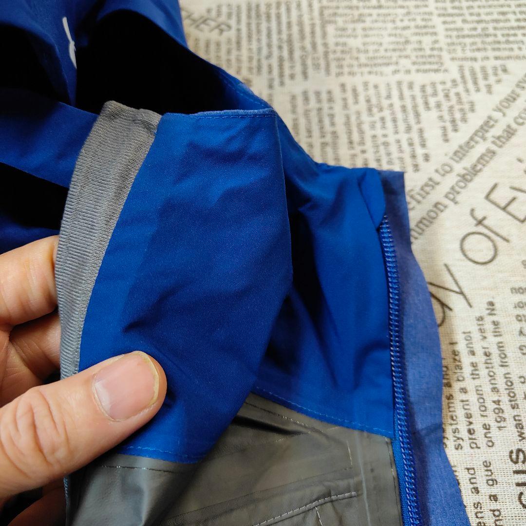 アンダーアーマーのUAオービットGORE-TEXジャケット（ウィメンズモデル）で