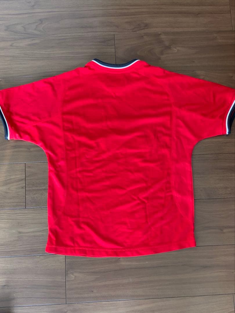 激レア　マンチェスターユナイテッド 00-01シーズン ユニフォーム キッズ用