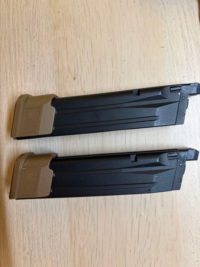 Laylax SIG SAUER M17 Co2 ガスガン コヨーテ