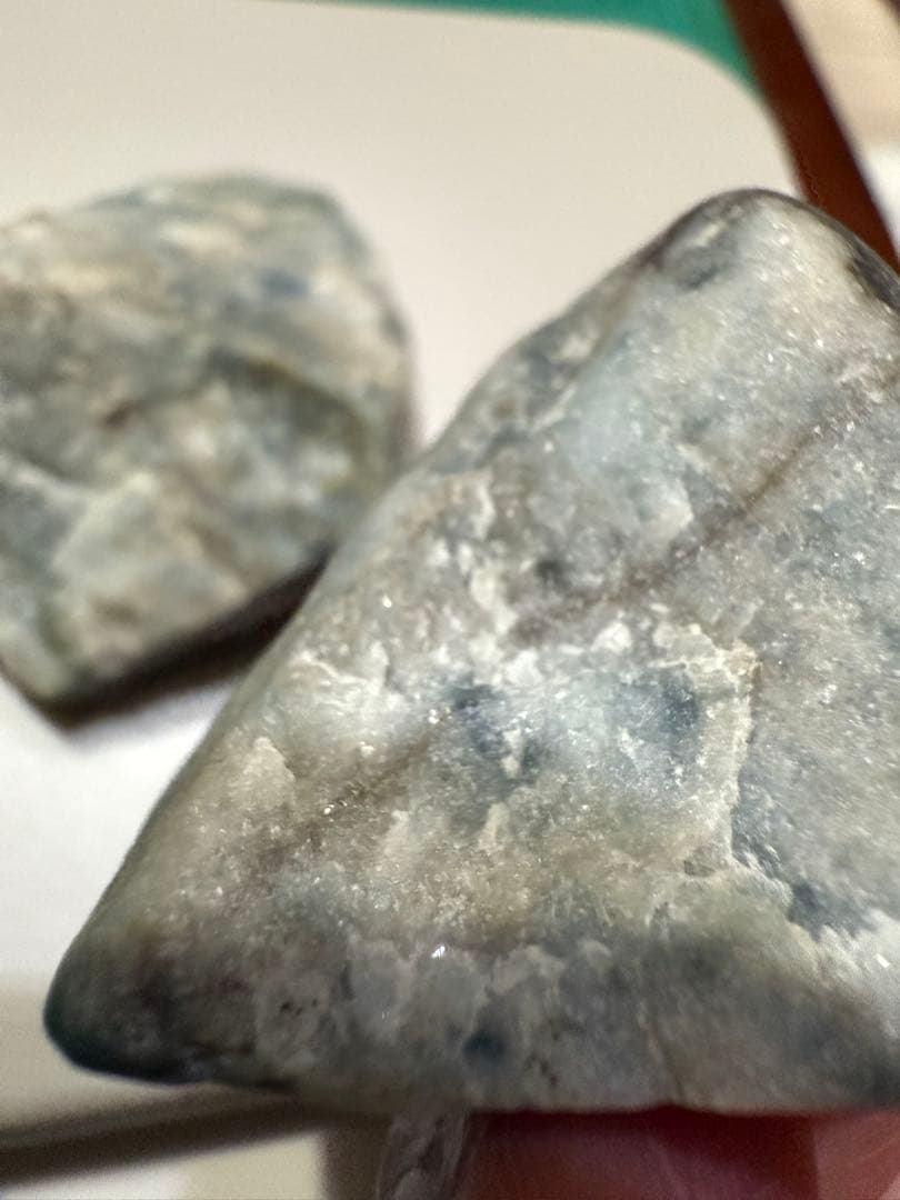 糸魚川翡翠‼️コン沢産地‼️素晴らしい原石２つ‼️計１０６.３g‼️破格出品‼️希少価値‼️