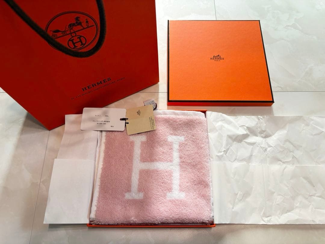 HERMES エルメス　タオルハンカチ　ハンドタオル　30㎝　コットン