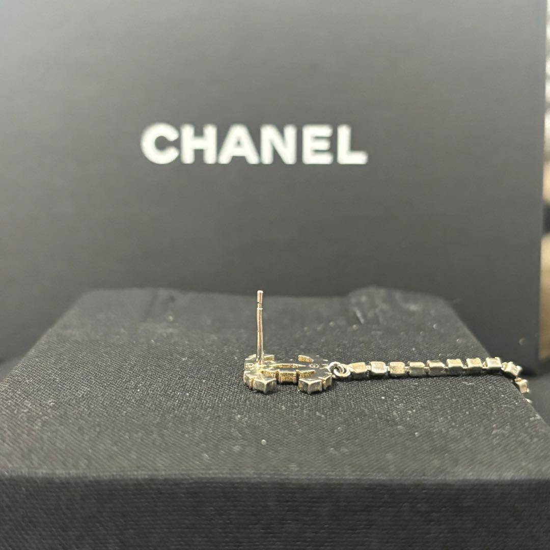 レア品！シャネルロゴピアス(片耳) 最終お値下げ！