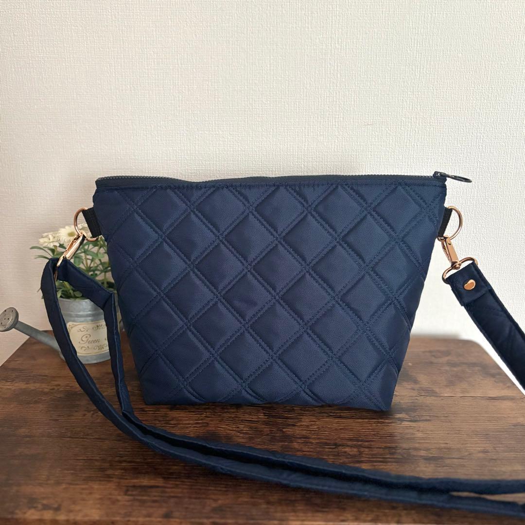 【ゆうママ】30cmファスナーショルダーバッグ　ナイロンオックスキルト