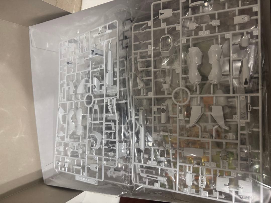 【ガンプラ 】MGガンダムF91 Ver.2.0 ［チタニウムフィニッシュ］