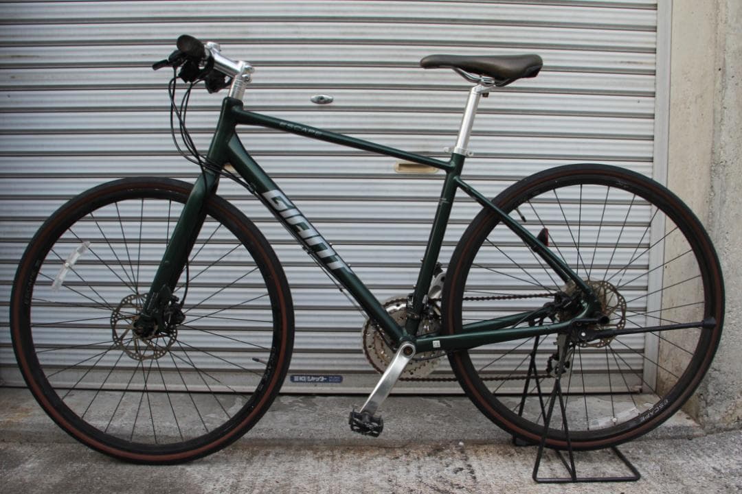 引き取り限定♪人気のGIANT♪エスケープ♪DISC♪新生活に活用してください♪