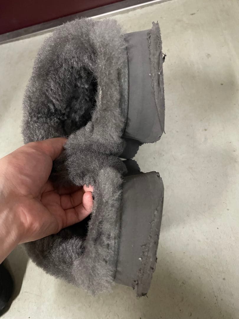 UGG ムートン　サンダル