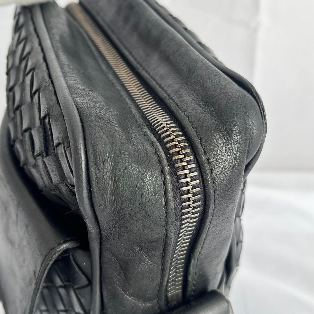 ✨️極美品✨️ BOTTGAVENETA イントレチャート ショルダーバッグ　黒