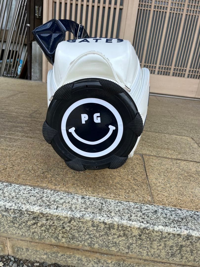 パーリーゲイツ キャディバッグ 白