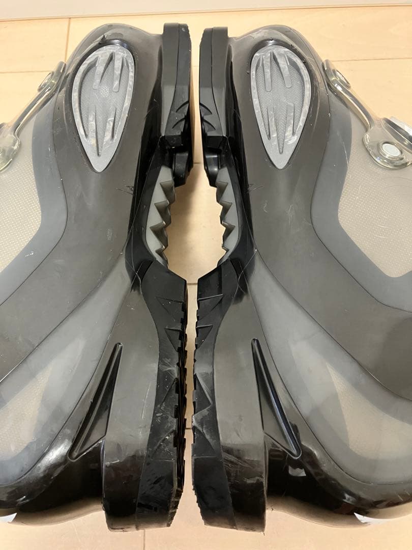 ATOMIC LIVEFIT 50 アトミック　26.0cm スキーブーツ