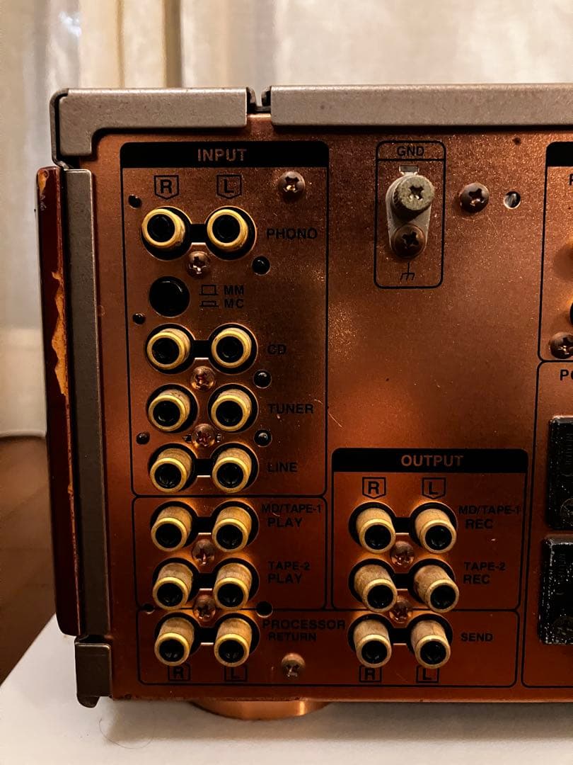 プリメインアンプ SANSUI-α907NRA