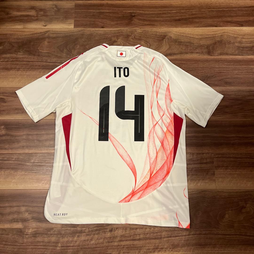 正規品）日本代表 ユニフォーム 伊東純也 オーセンティック 炎 アウェイ