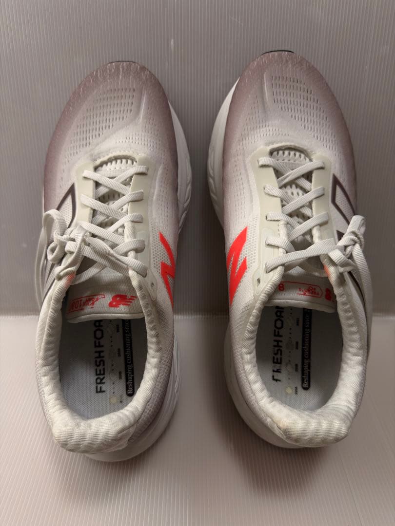 スパイク・シューズ (29cm 4E)New Balance Fresh Foam 1080 v14