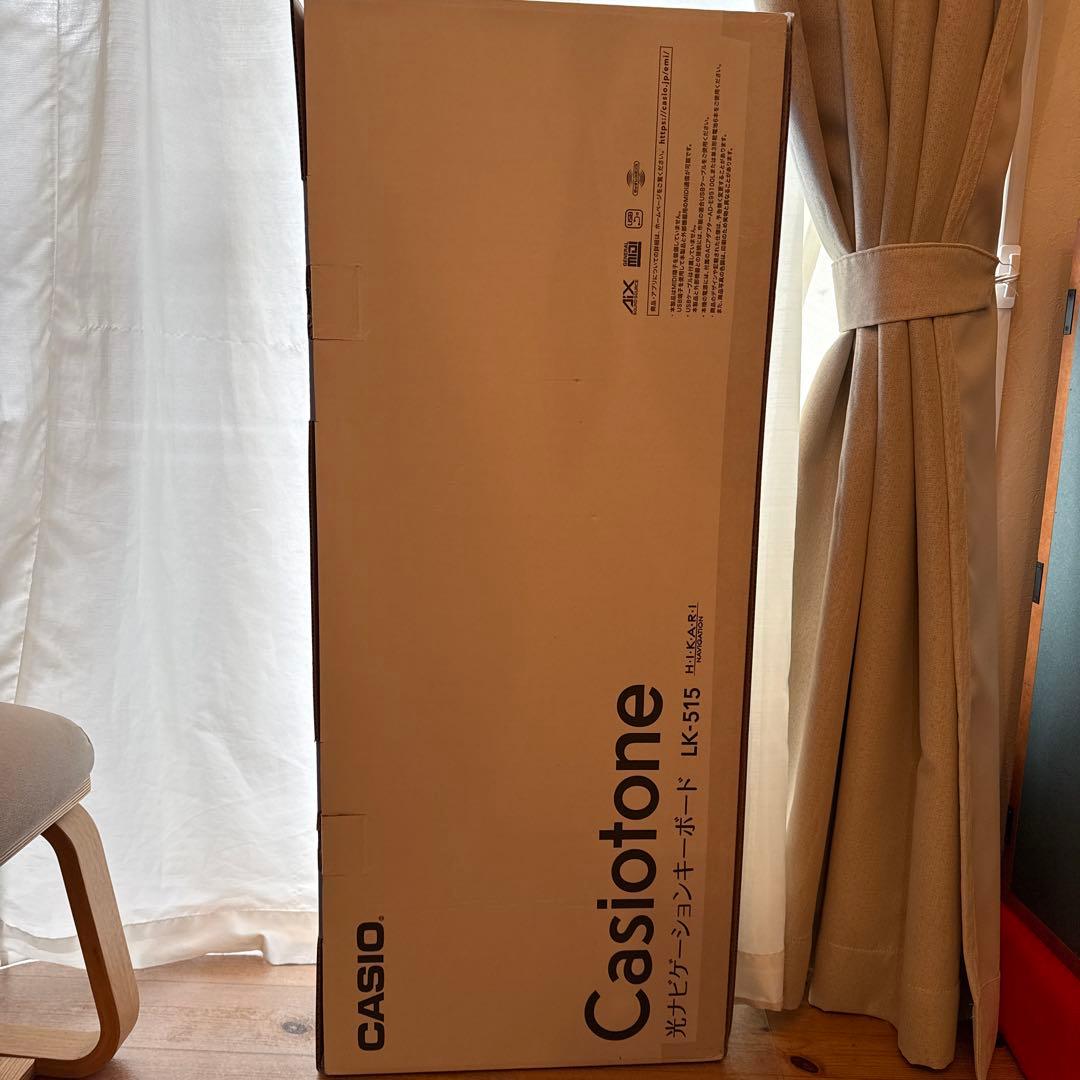 CASIO 電子ピアノ　LK-515 ヒカリナビゲーション　卓置き