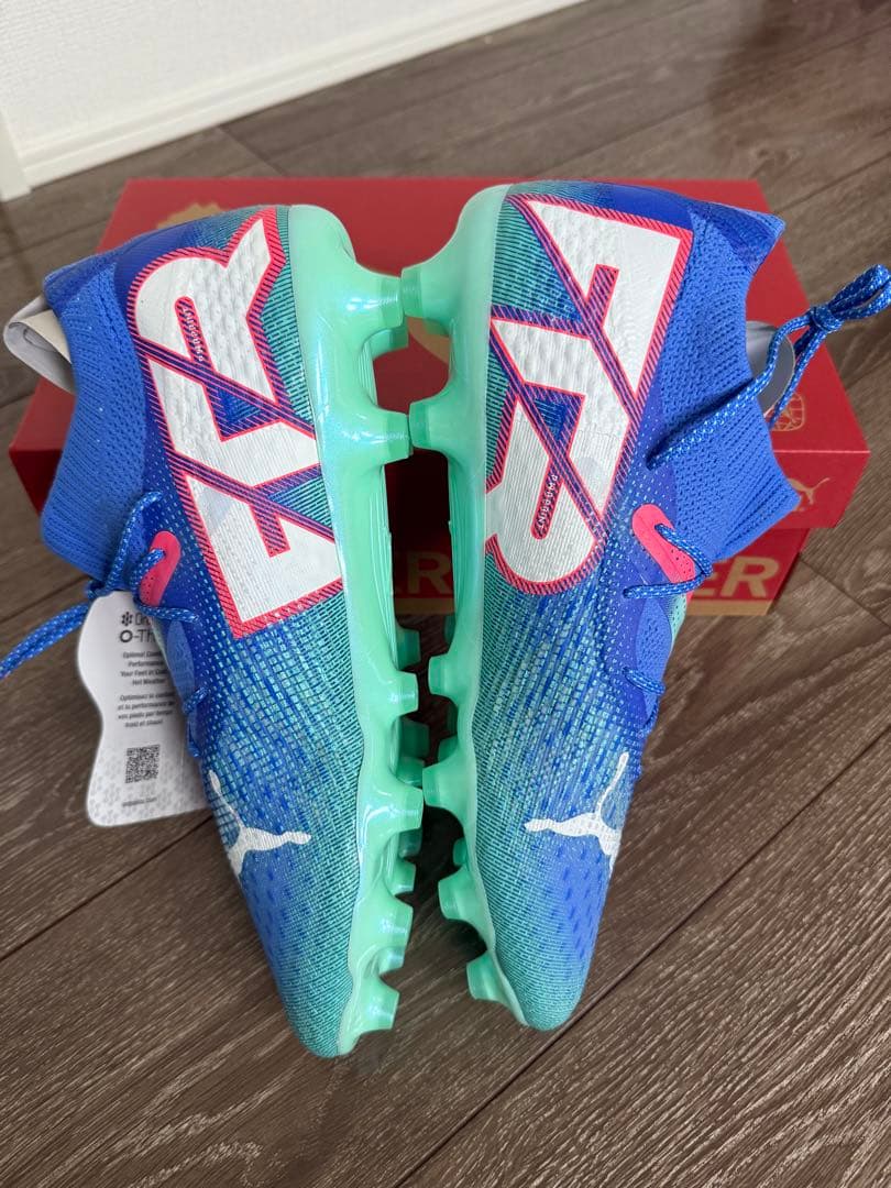 新品 プーマ スパイク フューチャー 7 ULTIMATE HG/AG 27cm