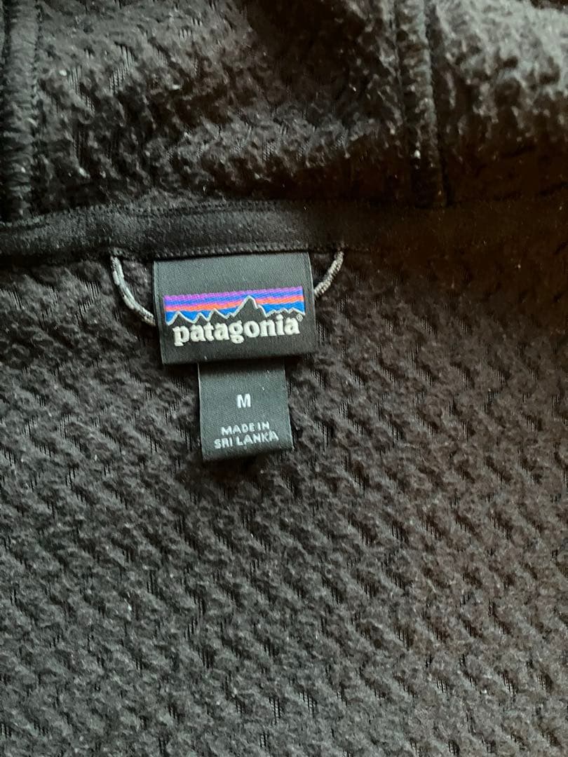 patagoniaパタゴニア•R1エアフルジップフーディ•M・Blackブラック