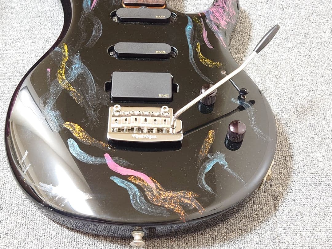 【最終値下❗️】Music Man Luke　エレキギター 弦付き