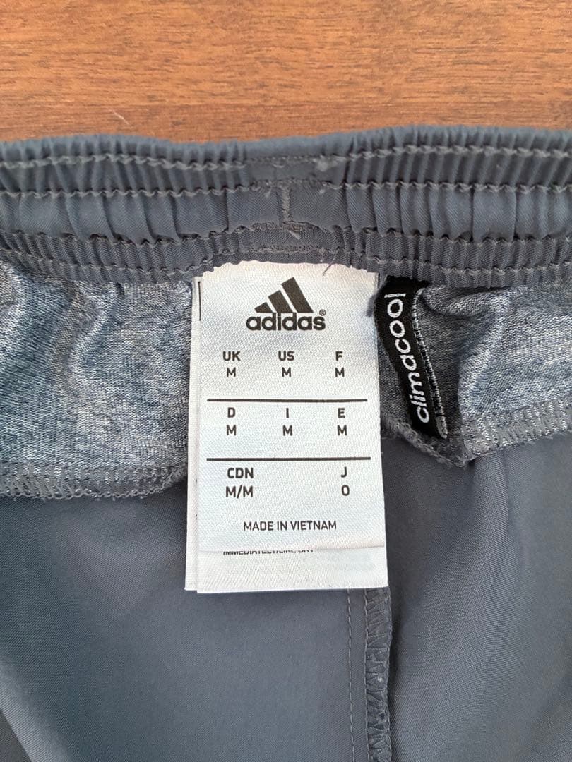 adidas レアル・マドリード 長袖シャツ &パンツ・ソックス