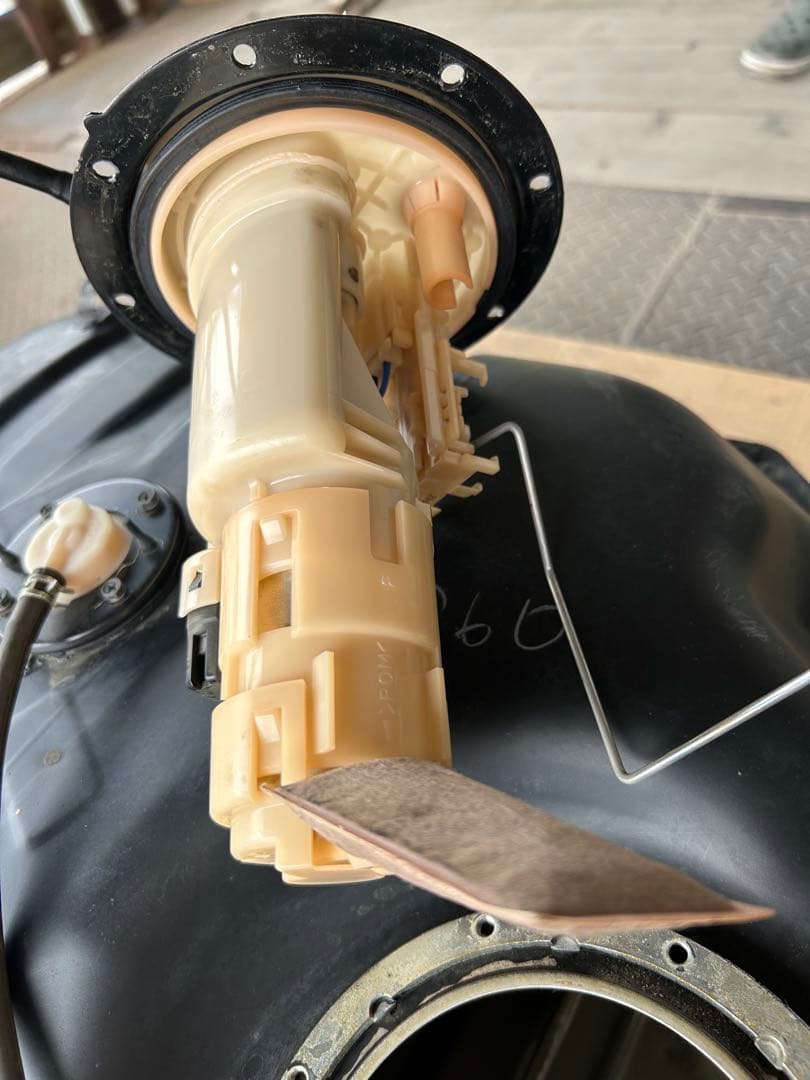 コペン　l880k 燃料タンク　燃料ポンプ