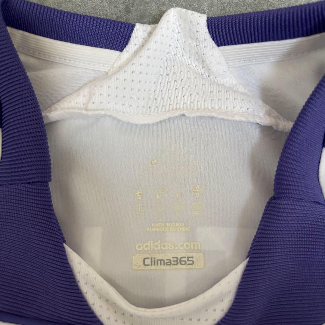 レアルマドリード　グティ　ユニフォーム　古着　シャツ　ジャージ　ジャケット