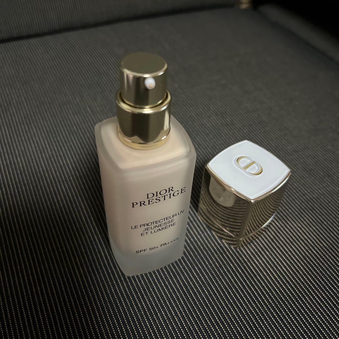 Dior プレステージ　ホワイト　ル　プロテクターUV ルミエール　BB 00