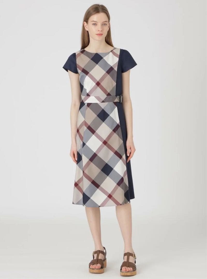 【新品】BLUE LABEL CRESTBRIDGE 切り替えワンピース