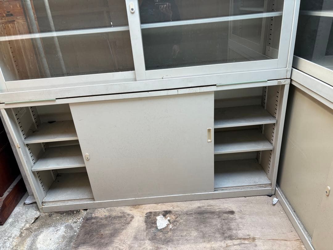 スチール製キャビネット 鍵付き グレー　コクヨ　3台まとめて　引き取り限定