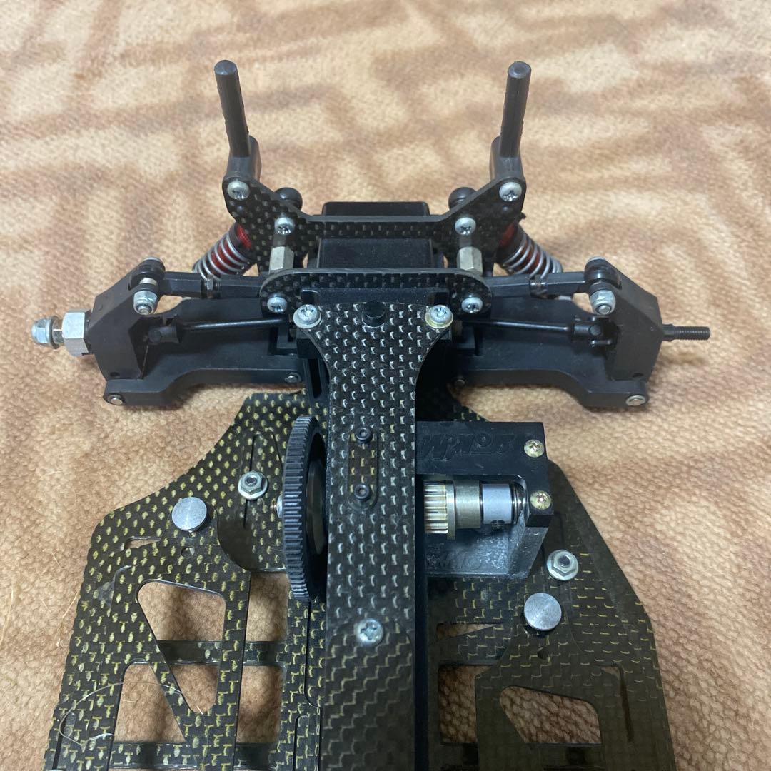 ヨコモ　カーボンシャーシ