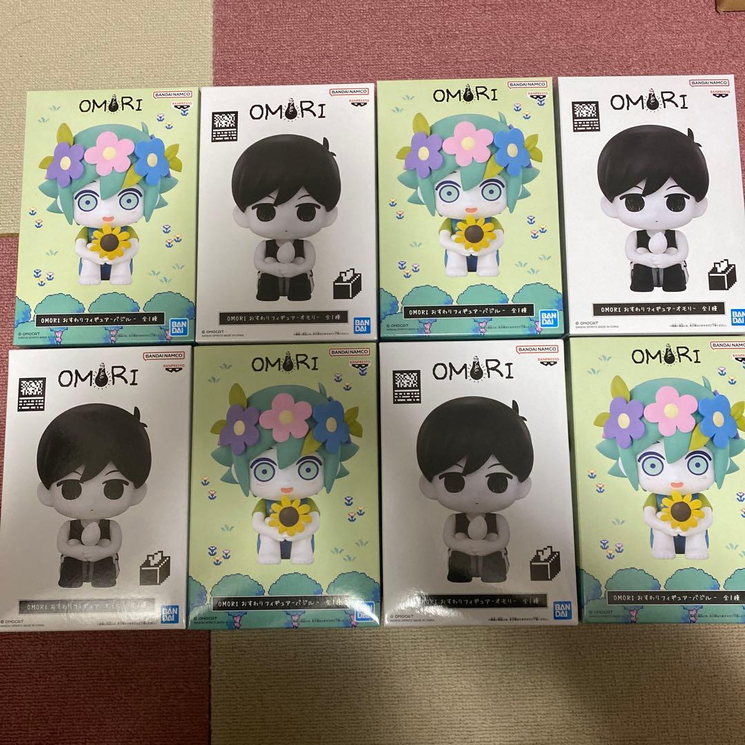 OMORI おすわりフィギュア