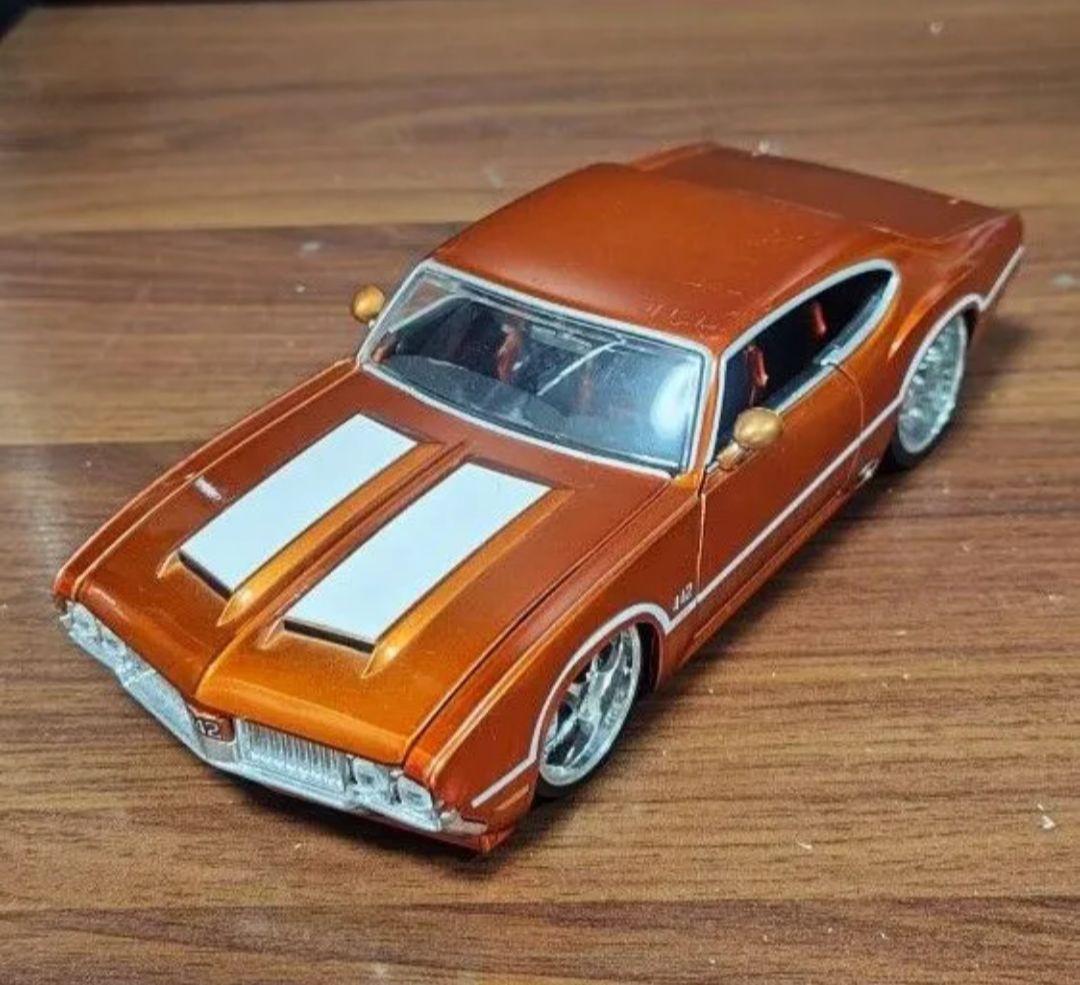 JADA 1/24 BTM 1970 オールズモビルカトラス 442